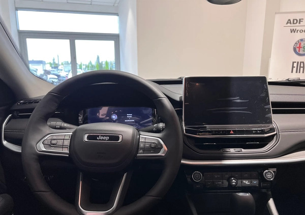 Jeep Compass cena 152737 przebieg: 5, rok produkcji 2023 z Wrocław małe 172